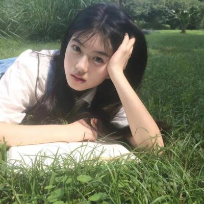 新娘向后跑